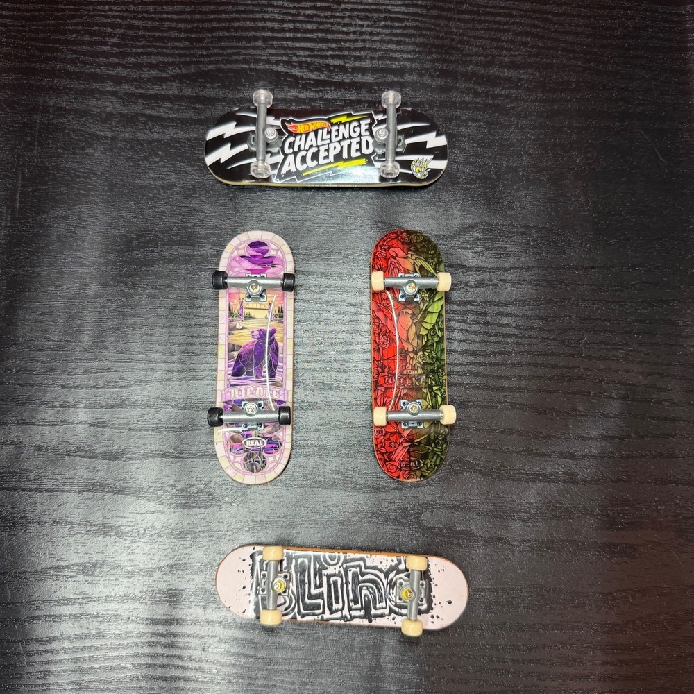 Tech Deck Lot and Hot Wheels Challenge Accepted‎ Board